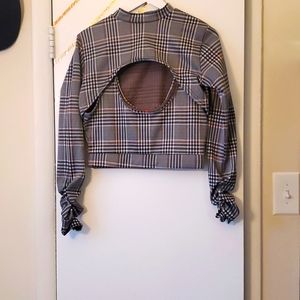 Plaid 2 peice set crop top size xl